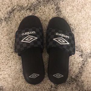 Black Velcro slides